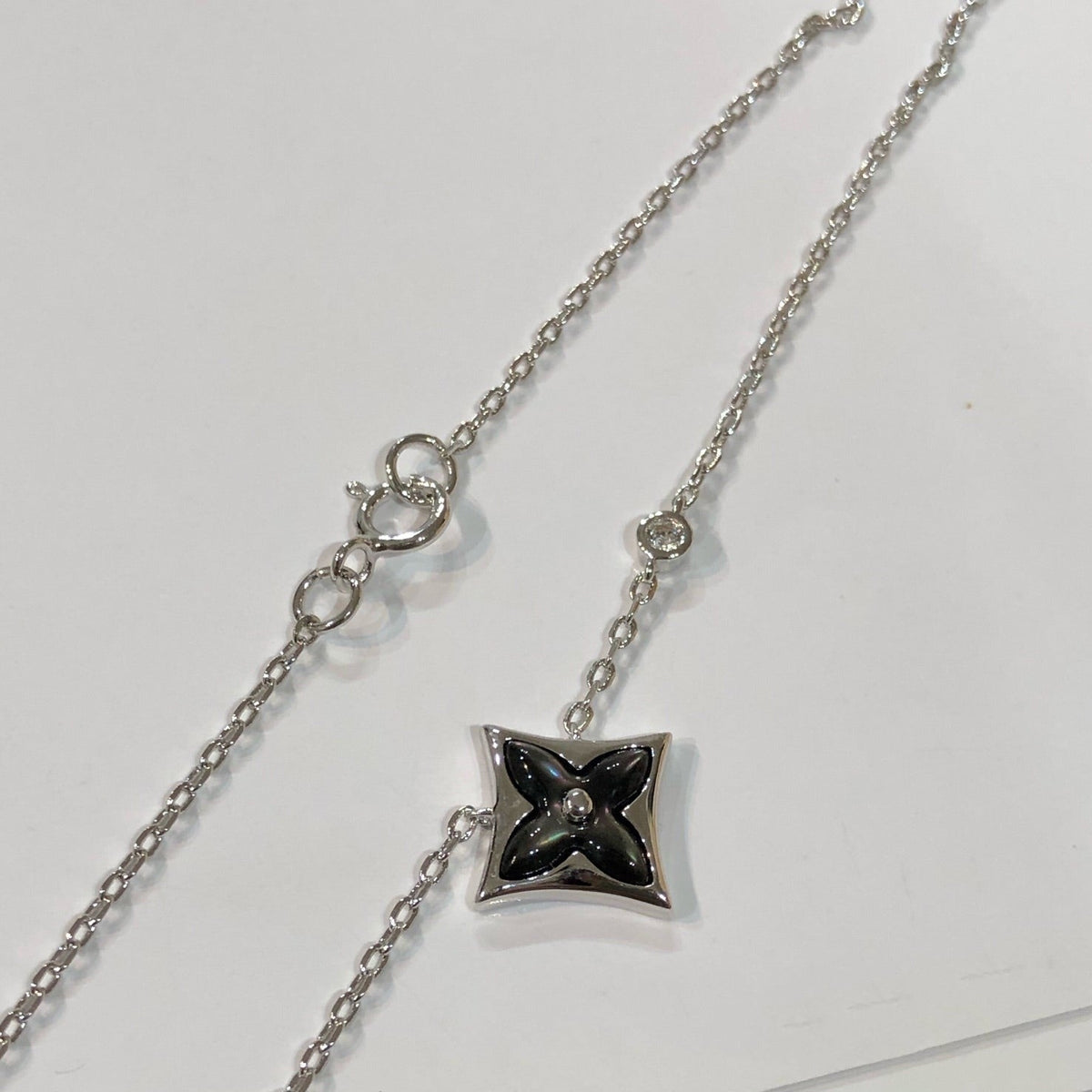 [Spark]STAR BLACK MOP NECKLACE